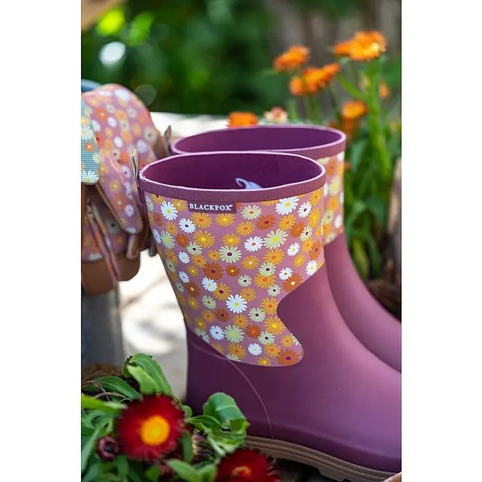 Black Fox Gummistiefel Lizia - Schuhgröße: 40, Rosa - Gartenstiefel von Blackfox mit Blumenmuster, perfekt für Gartenarbeiten. Die robusten Stiefel bieten Schutz und Komfort bei jedem Wetter.