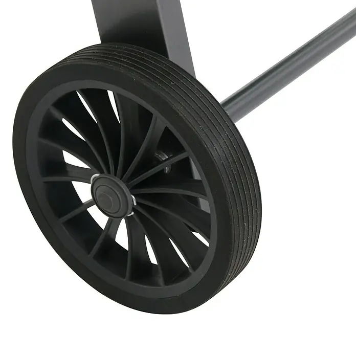 Sunfun Maja Gartenliege - B x T x H: 170,5 x 63,5 x 102 cm, Aluminium, Anthrazit, Rollbar - Nahaufnahme eines schwarzen Rades mit Speichen und grauer Achse, das Teil eines Produkts wie eines Grills oder Wagens sein könnte.