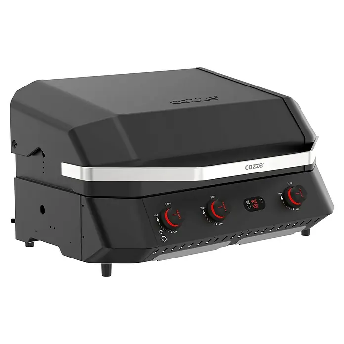 Cozze Gasgrill G 800 Combo - Grillfläche (B x T): 81,5 x 42 cm, 9,5 kW, Anzahl Brenner: 3 Stk. - Das Bild zeigt einen Cozze Grill mit drei Temperaturreglern und einem Display. Der Grill ist in Schwarz gehalten und hat einen silbernen Griff.