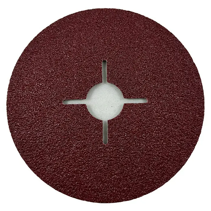 Craftomat Fiberscheiben - Durchmesser: 115 mm, Körnung: 40, 5 Stk. - Nahaufnahme einer Schleifscheibe in Burgunderrot mit zentralem Lochmuster, ideal für Schleifarbeiten.