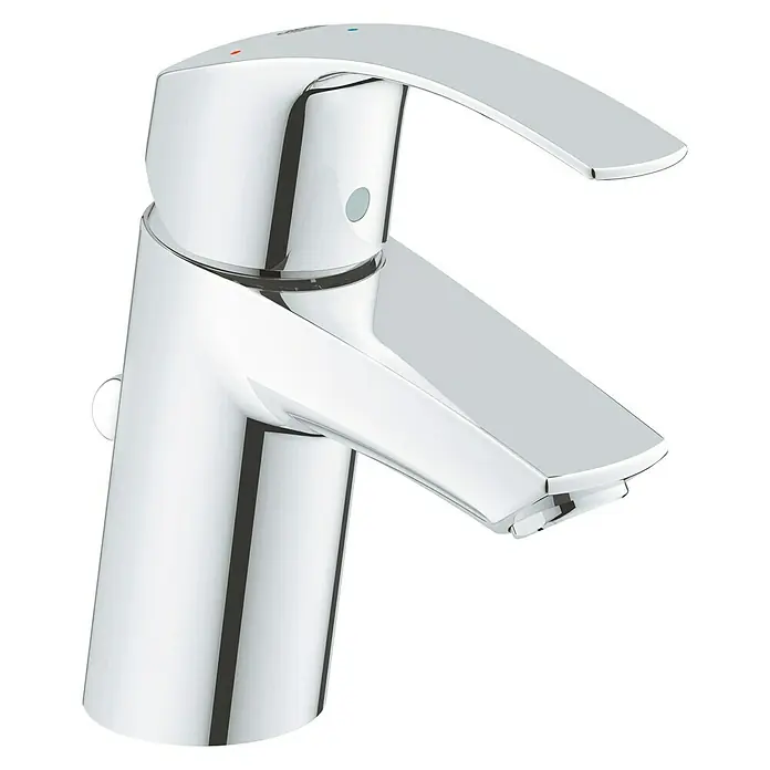 Grohe Eurosmart Grifo de lavabo - Cromo, Brillante, Con tirante, Arranque en agua fría - Primer plano de un grifo monomando para lavabo Grohe cromado brillante, que combina diseño moderno y acabados de alta calidad.