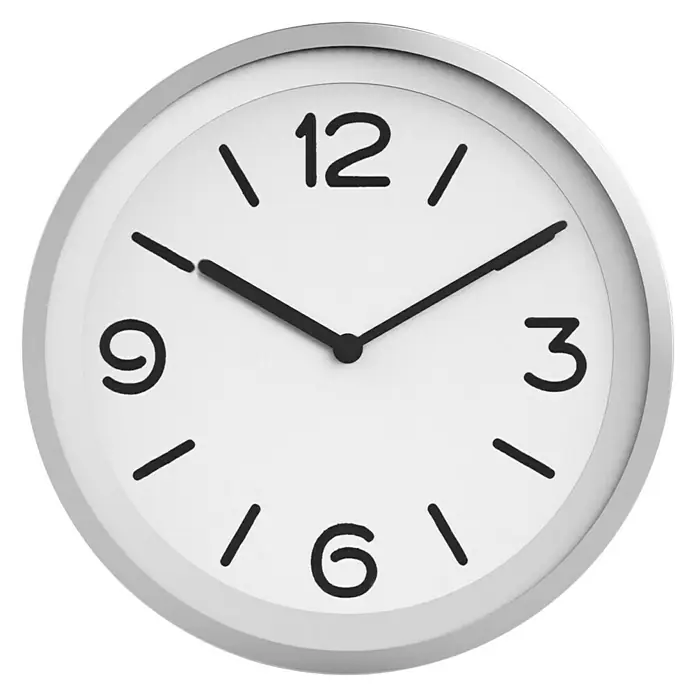 Wanduhr - Durchmesser: 25 cm, Weiß/Silber - Ein minimalistischer, runder, weißer Wanduhr mit schwarzem Zifferblatt und silbernem Rahmen, die die Zeit 9:10 anzeigt.