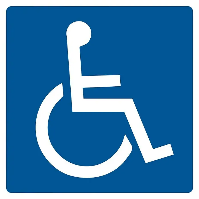 Pickup Aufkleber - L x B: 14 x 14 cm, Rollstuhlfahrer - Blaues Schild mit dem internationalen Symbol für Barrierefreiheit, das eine stilisierte Person im Rollstuhl darstellt.