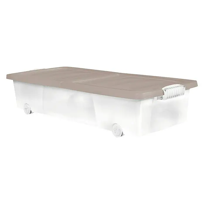 Caja de almacenaje - L x An x Al: 40 x 80 x 17 cm, Color de la tapa: Azul/Verde/Rosa o Marrón - Un contenedor de almacenamiento rectangular y transparente para debajo de la cama con ruedas y tapa marrón se muestra aislado sobre blanco.