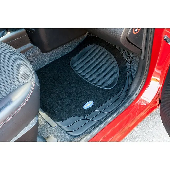 Goodyear Juego de alfombrillas para coche - Negro, 4 pzs. - Aquí hay una alfombrilla negra Goodyear, perfecta para proteger el interior de un vehículo de la suciedad y el desgaste.