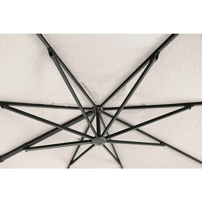 Sunfun Parasol de jardín Corfu - Crudo, Diámetro de cobertura: 400 cm - Vista de una sombrilla de jardín desde abajo, mostrando una estructura negra robusta y una cubierta de tela de color claro, ideal para protección solar.