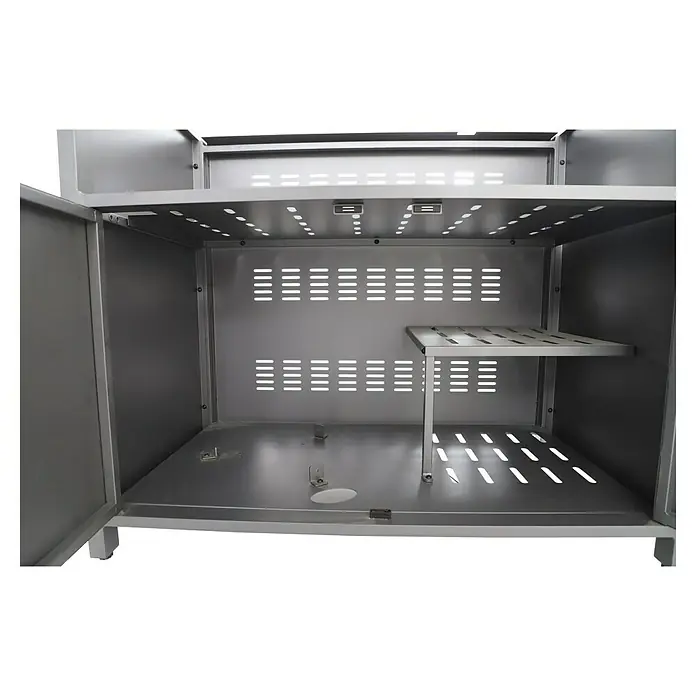 Sunfun Cocina exterior con estantería Kendra - Aluminio/Acero, Antracita - Vista interior de un armario metálico con superficies perforadas y una estructura de un solo estante. Funcionalidad óptima con diseño cuidado.