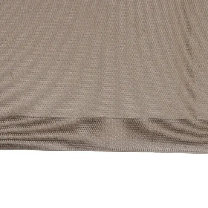 Sunfun Tumbona de jardín Marissa - 70 x 202 x 39 cm, Taupe, Textil - Primer plano de un estor enrollable beige con textura fina y un dobladillo más oscuro, ideal para decoración sutil de ventanas.
