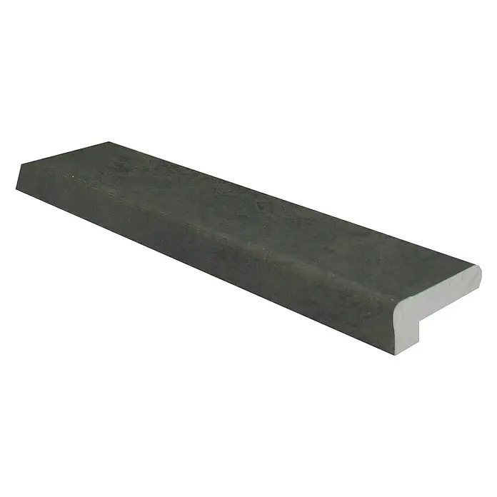 Bariperfil Perfil de acabado y remate Pizarra - 2,2 m x 10 mm - Imagen de un borde de piscina gris oscuro. El borde de la piscina es rectangular y tiene un borde redondeado.