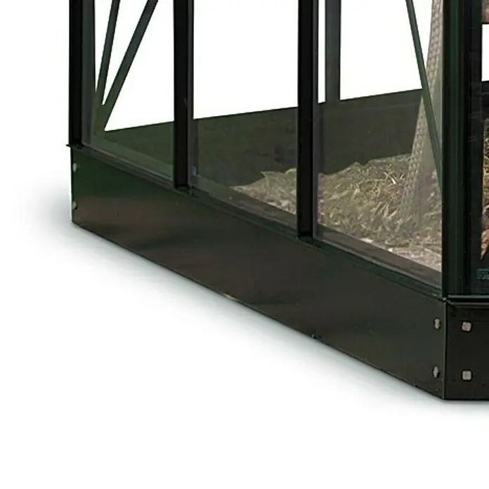 Halls Gewächshaus-Fundament - 3,8 x 3,8 x 0,12 m, Passend für: Halls Gewächshaus Atrium, Schwarz - Detailaufnahme eines Gewächshauses mit Fokus auf der soliden, schwarzen Basis und dem transparenten Glas, das Einblicke in das Innere gewährt.