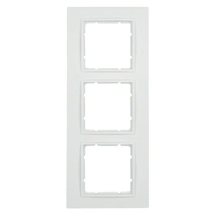 Berker B.7 Abdeckrahmen 10136919 - Polarweiß, 3-fach, Kunststoff - Weiße 3-fach Steckdosenblende für Elektroinstallationen, eine elegante und saubere Lösung für Ihre Lichtschalter und Steckdosen.