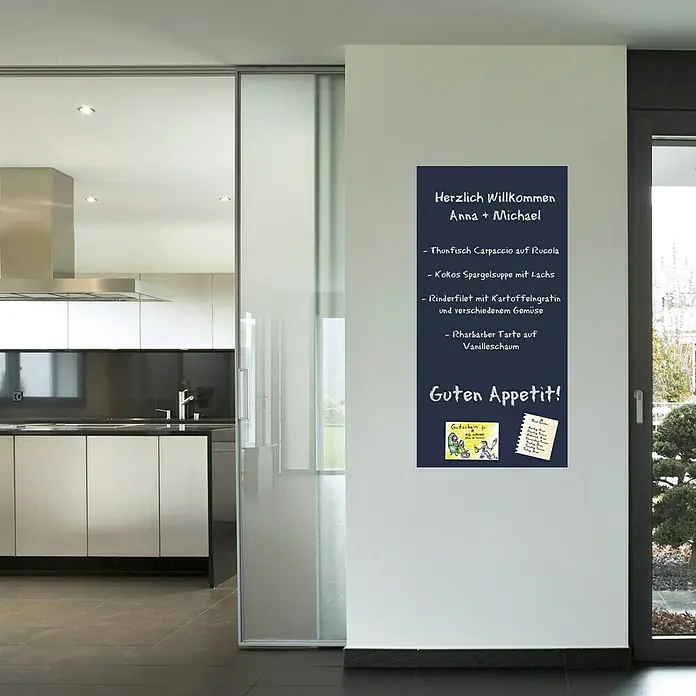Magnetische Tafelfolie - Blau, 100 x 50 cm, Inkl. 3 Magnete und 3 Stück Kreide - Menütafel mit dem Menü für Anna und Michael, inklusive Illustrationen und Notizen für eine persönliche Note.
