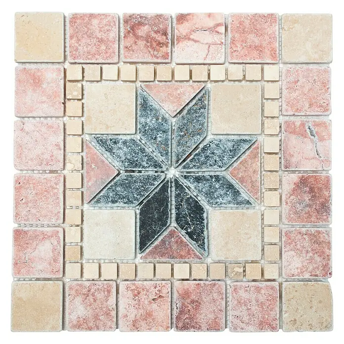 Mosaikfliese Dekor Tivoli XND 43047 - 30,5 x 30,5 cm, Rot, Matt - Nahaufnahme einer dekorativen Fliese mit Sternmuster und quadratischen Randfliesen in Beige- und Rosatönen.