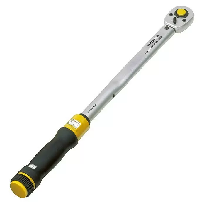 Proxxon Llave dinamométrica MICRO-Click - Cuadrado de ½'', 40 Nm - 200 Nm - Llave dinamométrica plateada con mango negro y detalles amarillos, con una cabeza de trinquete y una escala de par ajustable.