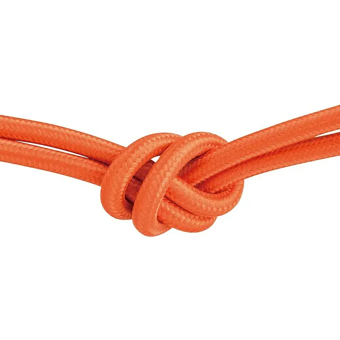 Home Sweet Home Textilkabel Meterware - Orange, 0,75 mm², 3 - Nahaufnahme eines orangefarbenen Textilkabels mit einem Knoten in der Mitte. Das Kabel wirkt robust und hochwertig.