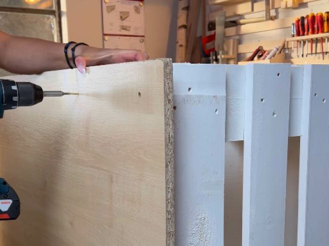 DIY Bar aus Paletten Schritt 2