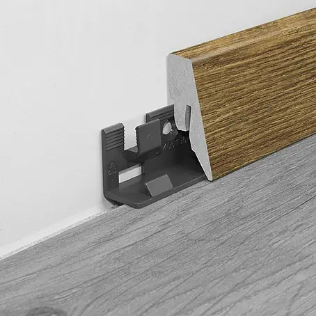 LOGOCLIC  Sockelleiste K40 C Eiche Mirandola