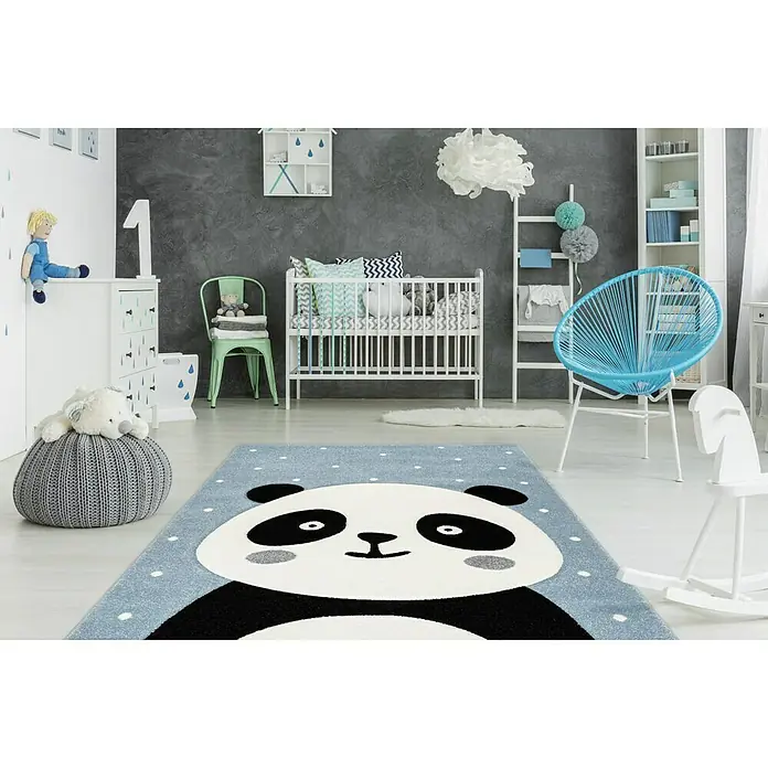 Kayoom Kinderteppich Panda - Blau, 150 x 80 cm, 100 % Polypropylen - Ein blauer Kinderzimmerteppich mit einem großen Panda-Motiv darauf, der eine lustige und einladende Atmosphäre schafft. Perfekt für jedes Kinderspielzimmer.