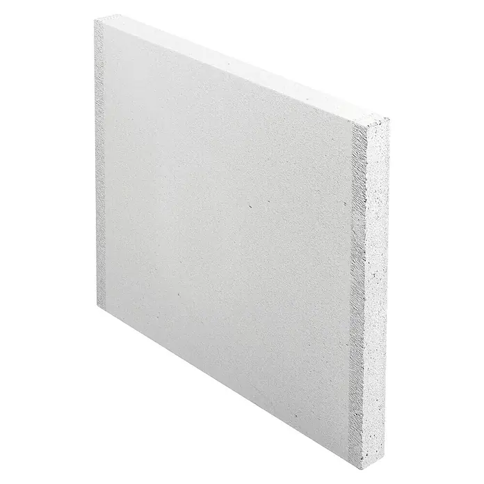 Bloque de hormigón poroso Ytong para tabiques - L x An x Al: 62,5 x 5 x 50 cm - Primer plano de un bloque de hormigón celular, valorado en proyectos de construcción por sus propiedades aislantes y ligereza.