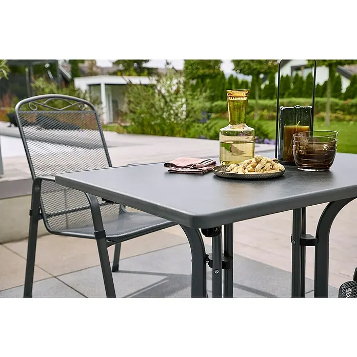 Gartenstuhl Zingst - Streckmetall, Stapelbar, Eisengrau, B x T x H: 57 x 75 x 93 cm - Der Gartentisch mit Stuhl bietet eine entspannte Atmosphäre für Mahlzeiten im Freien.
