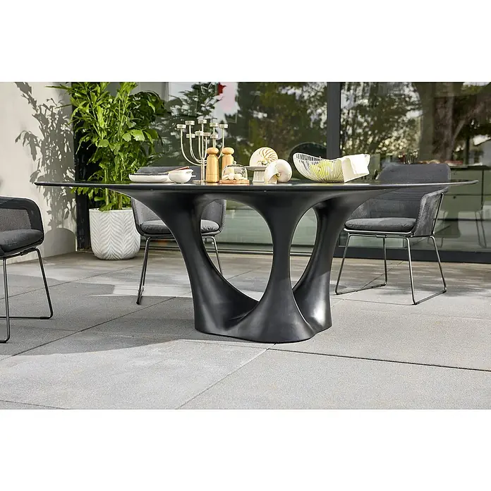 Gartentisch Black Series - L x B x H: 220 x 120 x 74 cm, Verbundwerkstoff, Schwarz - Stylischer schwarzer Esstisch mit einzigartigem Untergestell und bequemen Stühlen im Außenbereich. Elegantes Design für Ihre Terrasse.