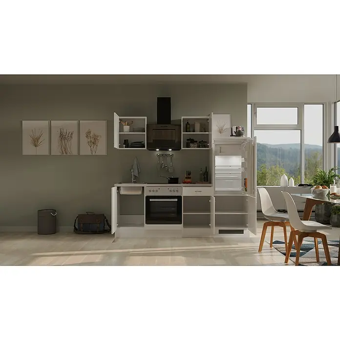 Flex-Well Wito Küchenzeile - Breite: 220 cm, Höhe: 200 cm, Weiß, Mit Elektrogeräten - Helle Küche mit weißen Möbeln und Geräten, inklusive Kühlschrank und Dunstabzugshaube. Gemütliches Ambiente mit Esstisch und Stühlen.
