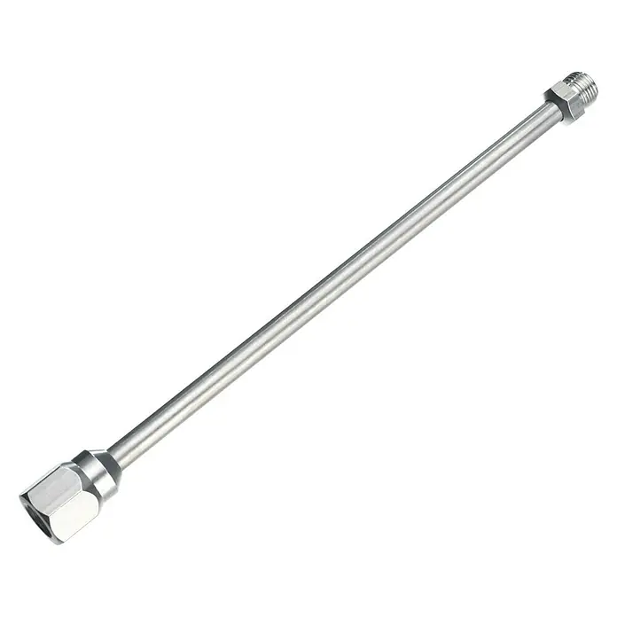 Wagner Verlängerungsstück für Düse - Passend für: Passend für: Wagner HEA Farbsprühsystem Control Pro 250M/250R/350M/350R, Länge: 30 cm - Eine Aufnahme einer silbernen Lanze zur Verwendung mit einer Hochdruckreinigungspistole, ideal für die Reinigung schwer zugänglicher Stellen.