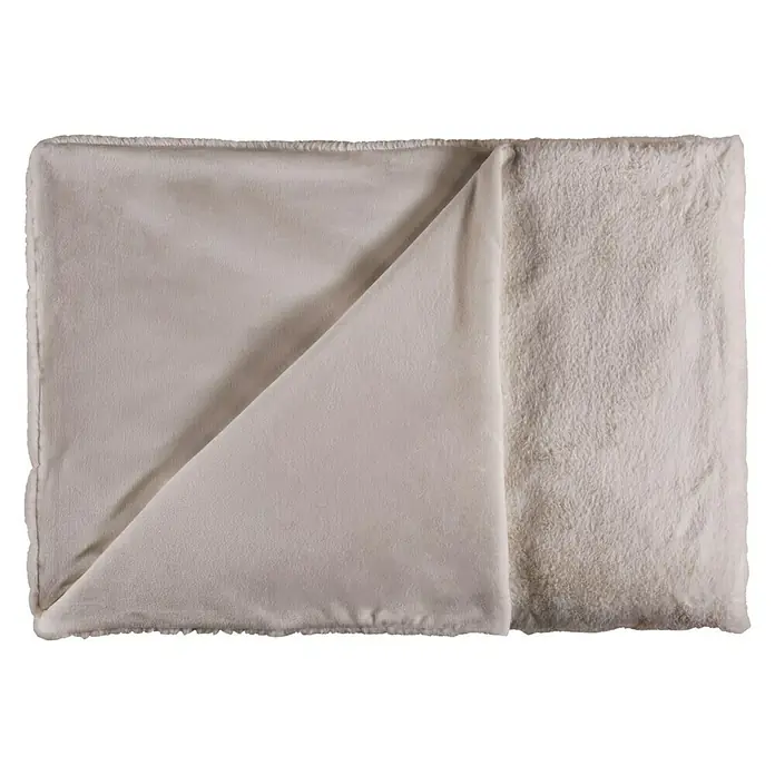 Decke Happy - Beige, 200 x 150 cm, 100 % Polyester - Weiche, hellbeige Überwurfdecke mit einer glatten und einer flauschigen Seite, die Wärme und Komfort für gemütliche Stunden bietet.