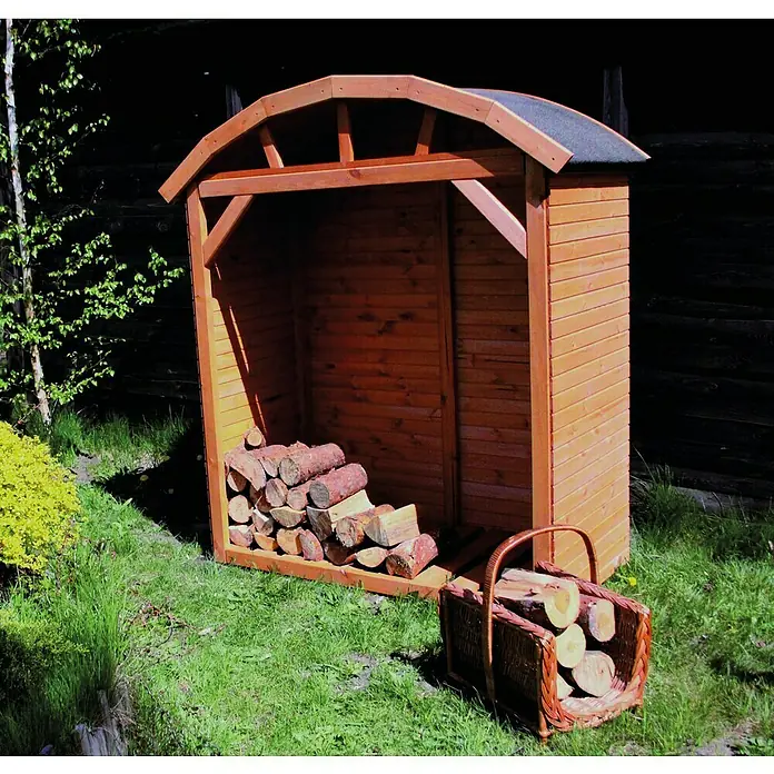 Promadino Kaminholzregal Teterow - 163 x 78 x 181 cm, Holz, Honigbraun - Holzschuppen mit Brennholz und einem Korb voller Holzscheite auf grünem Rasen, bietet Stauraum und hält das Holz trocken.