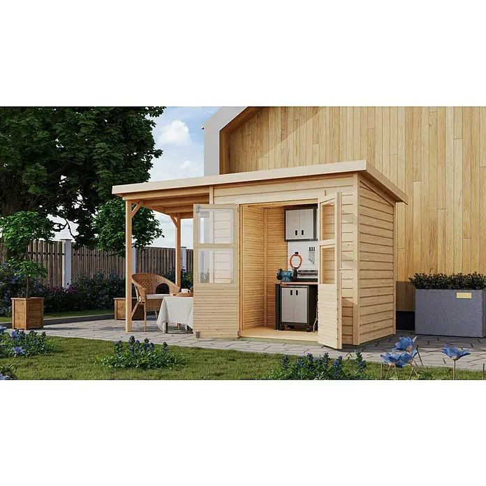 Karibu Gartenhaus Express - Außenmaß inkl. Dachüberstand (B x T): 390 x 236 cm, Holz, Naturbelassen, Mit Anbau - Ein helles Holzgartenhaus mit offenstehenden Doppeltüren, Werkbank und Regalen für die Werkzeugaufbewahrung im gepflegten Garten.
