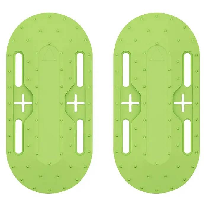 Sunseeker Magnetscheibe für Mähroboter Magnetic Tag - Sunseeker Mähroboter V3 und V3 Plus - Zwei hellgrüne, längliche Fußstützen mit Schlitzen und Löchern, die die Flexibilität und den Komfort beim Gebrauch erhöhen.