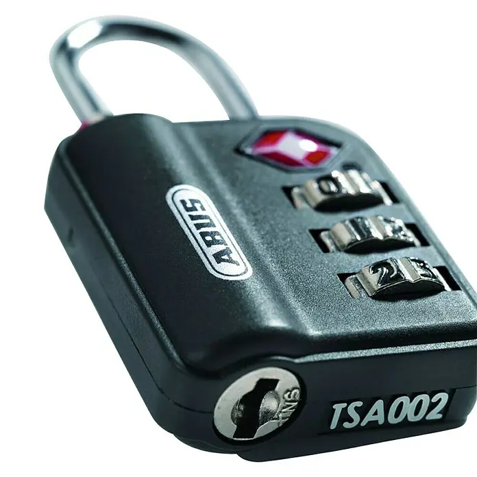 Abus Vorhängezahlenschloss 147 TSA - L x B x H: 14 x 33 x 60 mm, Zahlenschloss mechanisch - Nahaufnahme eines schwarzen ABUS TSA002 Kombinationsvorhängeschlosses mit dreistelliger Zahlenkombination und silbernem Bügel.