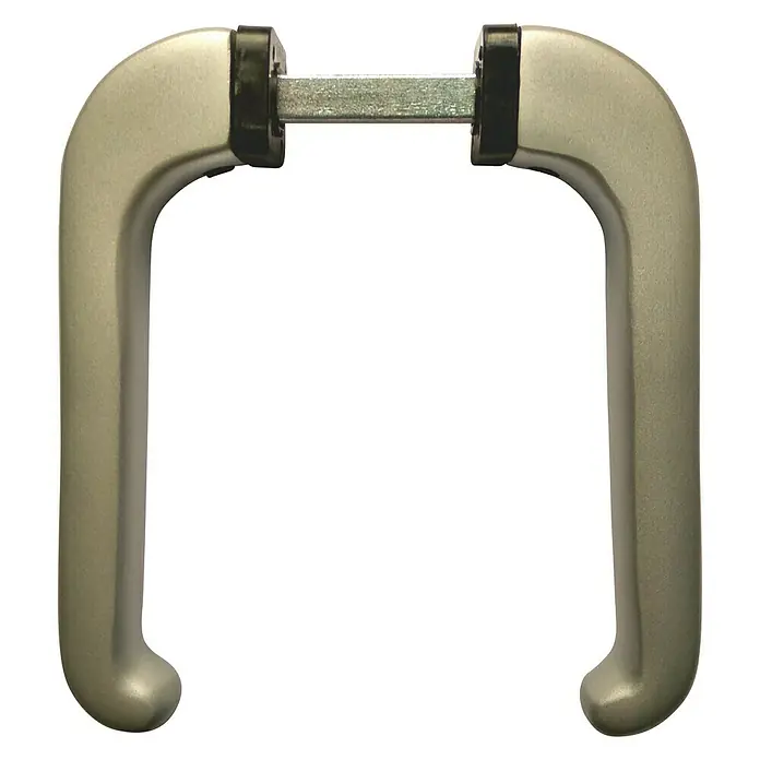Manilla para ventana - Plateado - Una manija de ventana plateada con un accesorio de plástico negro y un pasador de metal que conecta las manijas. Ideal para ventanas y puertas.