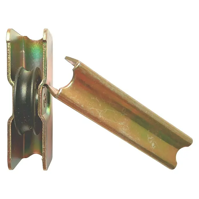 Cojinete de bolas metal 3-M - Diámetro: 20 mm, Ancho: 12,2 mm - Primer plano de un mecanismo metálico de manivela de ventana con un rodillo negro en el centro.