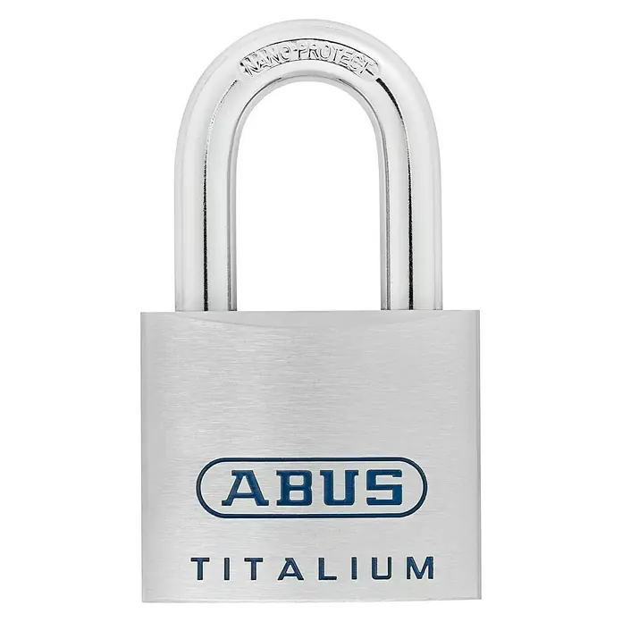 Abus Titalium Vorhängeschloss 96TI - B x H: 50 x 92 mm, Bügelstärke: 9,5 mm, Material Bügel: Spezialstahl - Nahaufnahme eines silberfarbenen ABUS TITALIUM Vorhängeschlosses. Das Schloss ist glänzend und neu, ideal für Sicherheit.