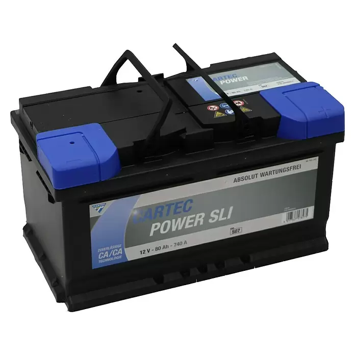 Cartec Autobatterie Power SLI 80 AH 740A - 80 Ah, 12 V - Schwarze Autobatterie mit blauen Polabdeckungen und Tragegriff. Beschriftet CARTEC POWER SLI, 12V - 80Ah - 740A.