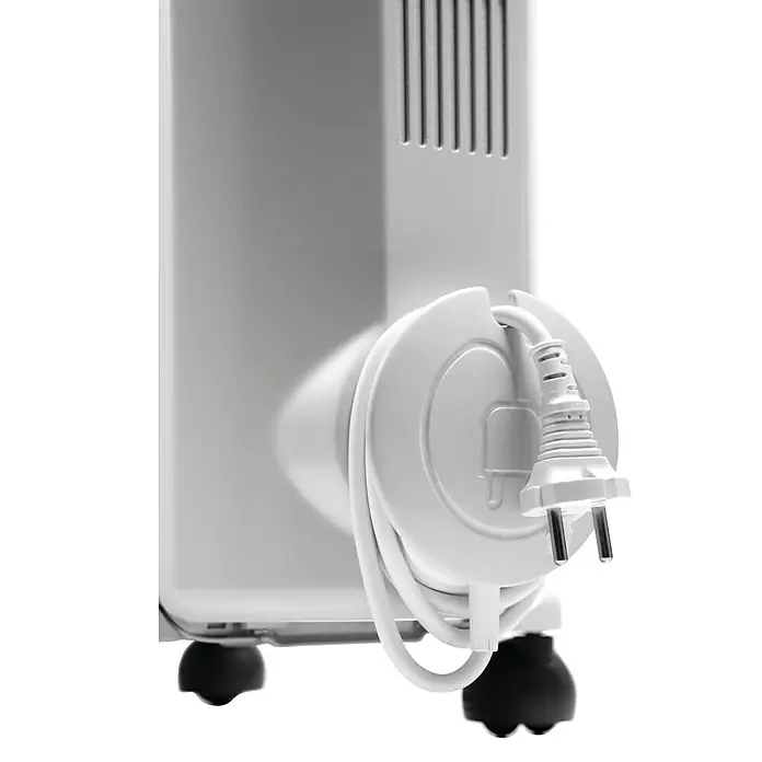 De'Longhi Radiador de aceite Radia S - 2.000 W, Blanco, L x An x Al: 16 x 44 x 65 cm - Primer plano de un calentador blanco con almacenamiento de cable y enchufe, destacando su diseño práctico.\n