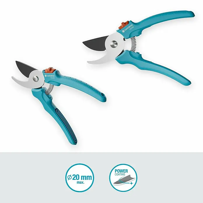 Gardena EasyCut Gartenschere - Max. Aststärke: 20 mm - Zwei Gartenscheren von Gardena, Modell 12230, in geöffneter Position, die die hochwertige Bauweise und das ergonomische Design hervorheben.