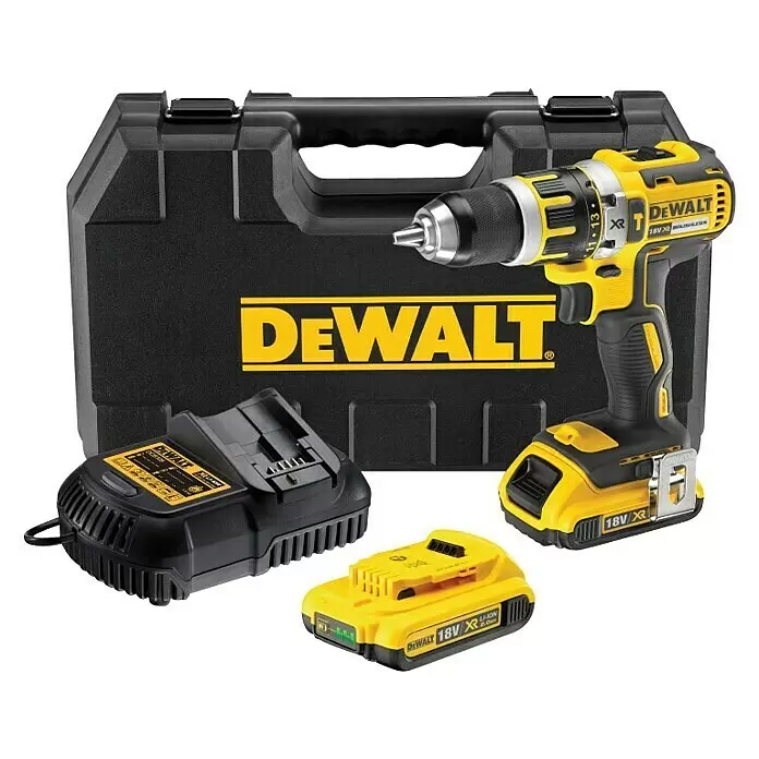 DeWalt XR 18V Taladro atornillador percutor de batería DCD795D2 - 18 V, 2 baterías, 2 Ah, 60 Nm - Kit de taladro inalámbrico DeWalt con taladro negro y amarillo, maletín negro, cargador y batería amarilla.