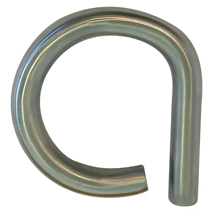 Letra decorativa en 3D - A, Plateado, Acero inoxidable - Primer plano de un anillo metálico curvado de color plateado.
