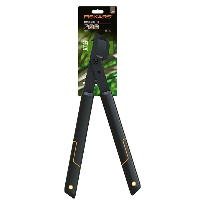 Fiskars SingleStep Hand-Astschere L28 - Länge: 57 cm, Max. Aststärke: 35 mm, Stahl, Schwarz/Orange - Das Bild zeigt eine Fiskars SingleStep Astschere in geöffneter Position, präsentiert vor der Produktverpackung. Perfekt für einfache Gartenarbeiten.
