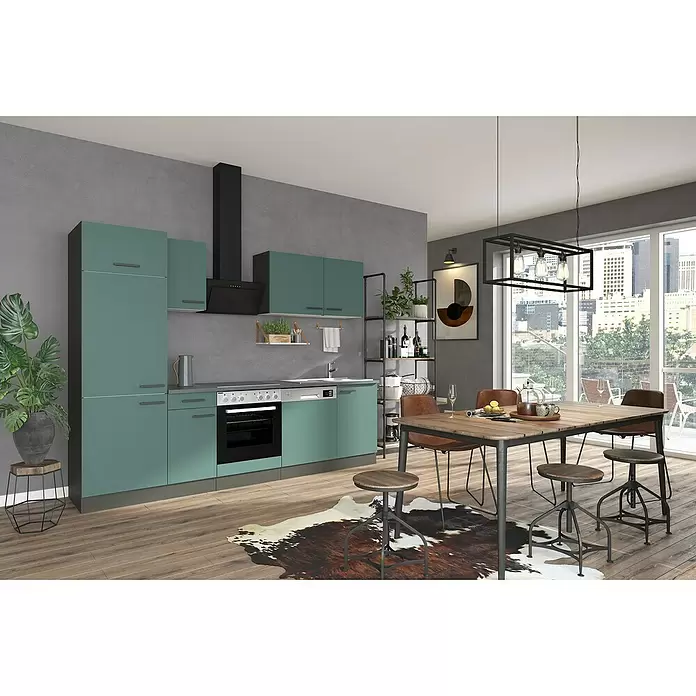 Optifit Verona405 Küchenzeile Typ 3 - Breite: 270 cm, Steingrün, Mit Elektrogeräten - Moderne Küche mit petrolfarbenen Schränken, integrierten Geräten und Essbereich mit Holztisch und Industriestühlen.