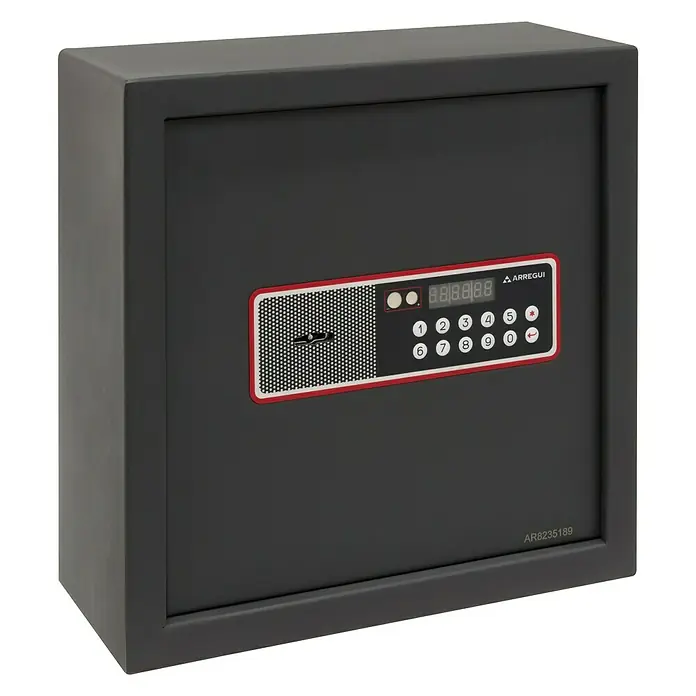 Arregui Caja fuerte Cover 172060 - L x An x Al: 35 x 15 x 35 cm, Tipo de bloqueo: Códigos de usuario - Imagen de una caja fuerte ARREGUI negra con cerradura electrónica para la seguridad de objetos de valor.