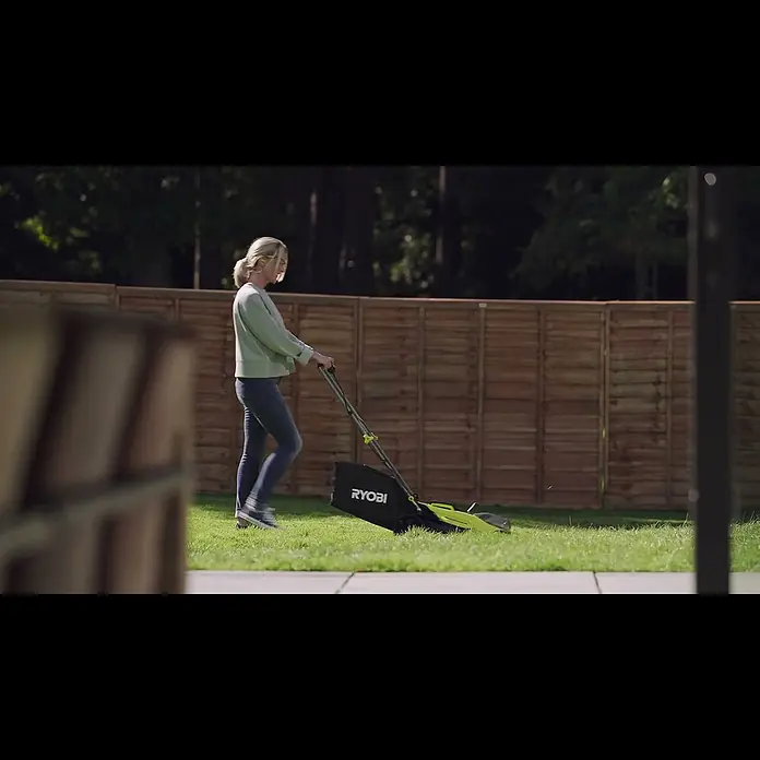 Ryobi ONE+HP Akku-Rasenmäher RY18LMX33A-0 - 18 V, Ohne Akku, Schnittbreite: 33 cm - 18V ONE+ HP Brushless 33m Lawnmower (RY18LMX33A)