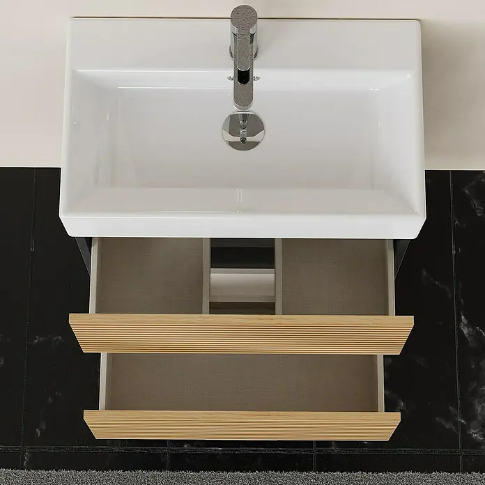 Conjunto de mueble de baño Osaka Slim - 60 cm, Negro/Nogal, 2 pzs. - Un mueble de baño con dos cajones y un diseño moderno. Los cajones están adornados con listones de madera horizontales.