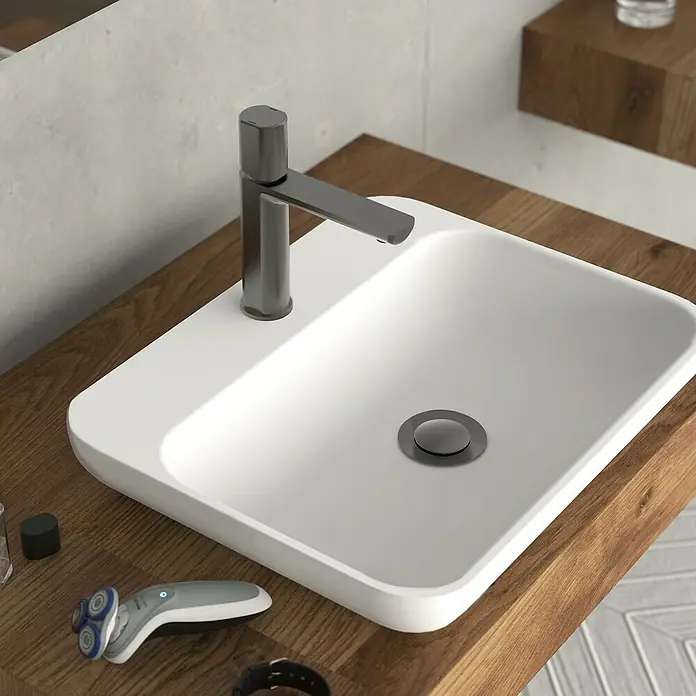 Camargue Waschtischarmatur Madrid - Graphit, Matt - Elegantes Waschbecken mit modernem Wasserhahn und stilvollem Abfluss. Perfekt für ein Badezimmer mit modernem Design und praktischer Ausstattung.