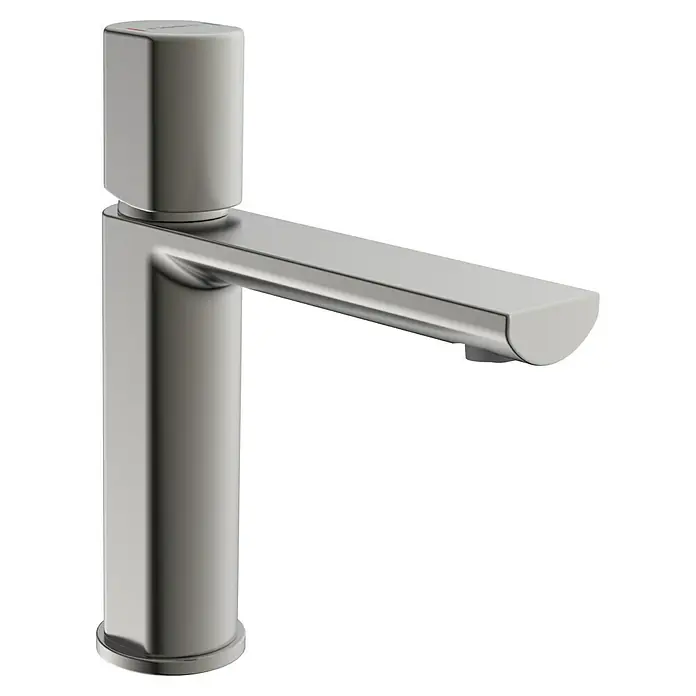 Camargue Waschtischarmatur Madrid - Graphit, Matt - Nahaufnahme einer eleganten, silberfarbenen Armatur mit minimalistischem Design und klaren Linien für moderne Badezimmer.