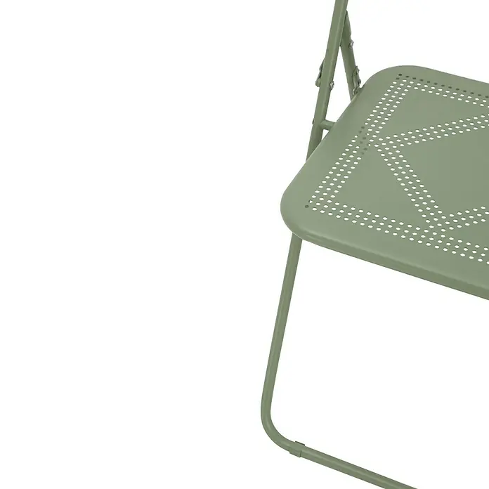 Balkonmöbel-Set Jordan - 3 -tlg., Grün, Klappbar - Detailaufnahme eines olivgrünen Metall-Klappstuhls mit perforierter Sitzfläche, ideal für Garten oder Balkon.