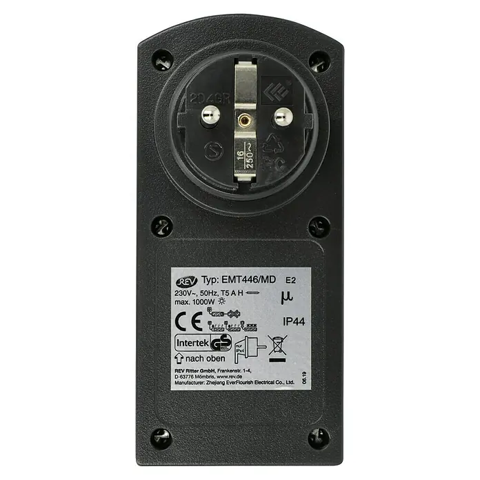REV Zeitschaltuhr - Mechanisch, Schwarz/Grün, Max. Anschlussleistung: 1.000 W - Nahaufnahme einer REV EMT446/MD E2 Steckdose, die elektrische Spezifikationen und Zertifizierungen zeigt.