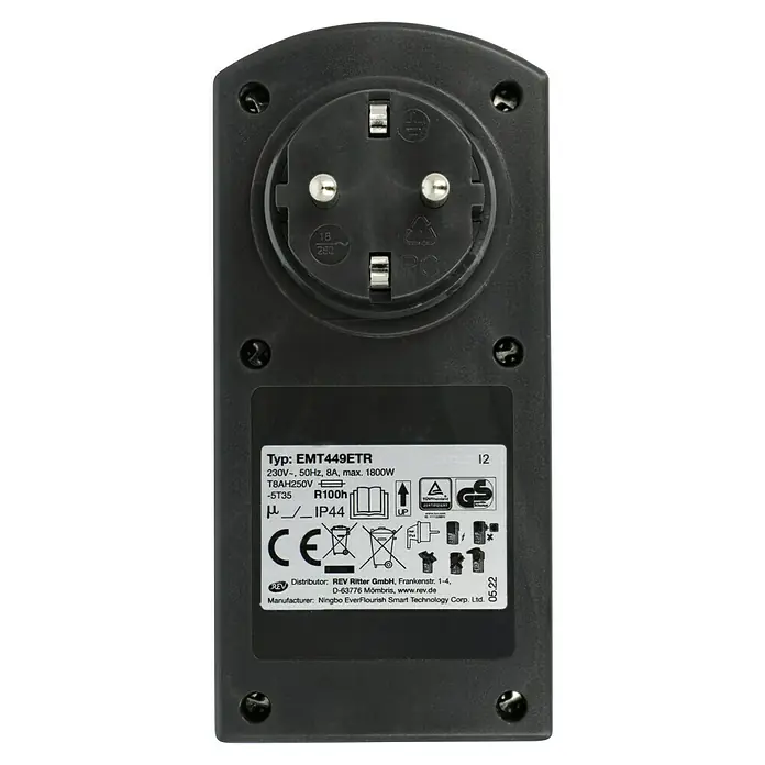 Voltomat Außen-Zeitschaltuhr - Digital, 1.800 W - Nahaufnahme einer schwarzen REV Ritter EMT449ETR Steckdose mit technischen Details und Zertifizierungszeichen auf der Rückseite.